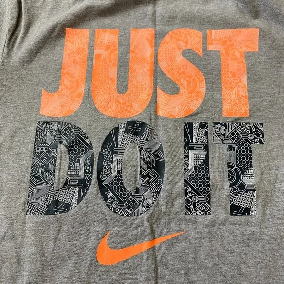 Nike T-shirt for men size S - Picture 2 of 9